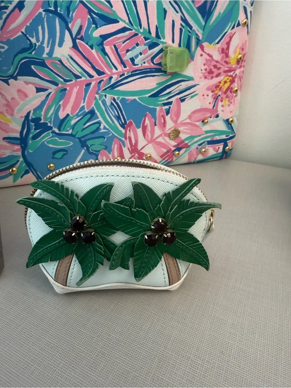 Authentic Kate Spade collectible Palm Tree I Need a Vacation key coin holder
